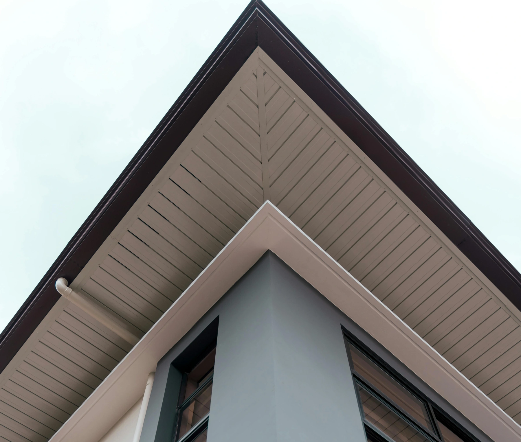 Reattach Soffit Soffit Installation & Repair - Upgrade Homes
